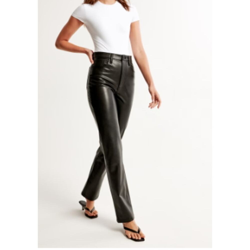 NEW Abercrombie Fitch 6S 90s Straight Ultra High Rise Faux Vegan Leather Black